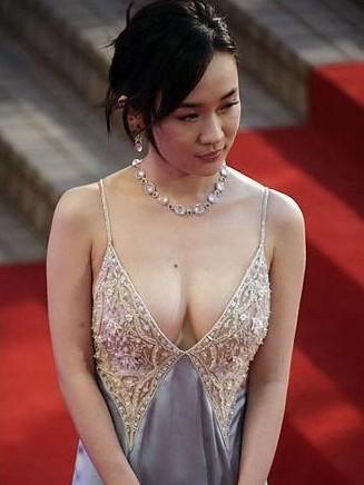 都说<em>文胸</em>穿的<em>不合适后果很严重</em>,有多严重啊?会