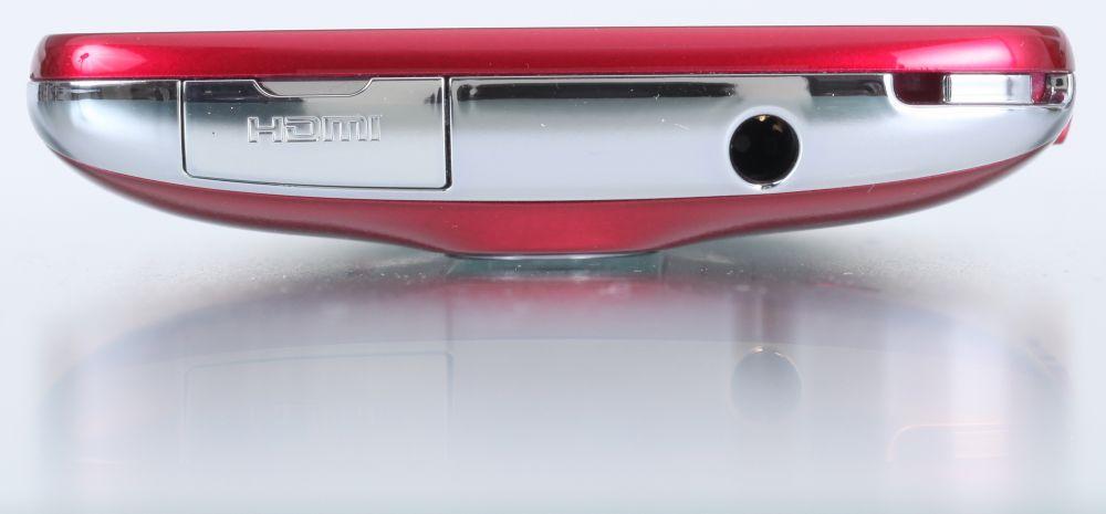 sony xperia z1 如何做到使耳机孔暴露在外却保