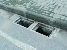 抽水马桶大便时屁股被溅到水,这时候是抬高屁