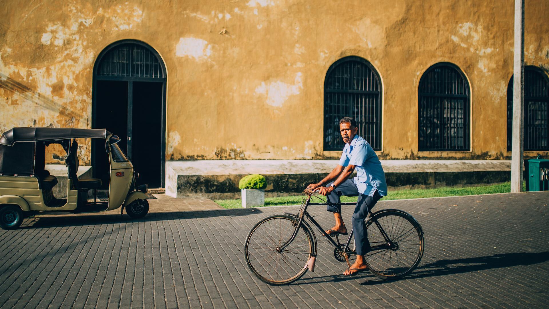 斯里兰卡是怎样一个国家?如果是去旅游的话有