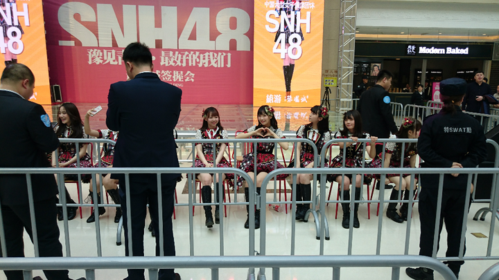 30沈阳snh48 team hΙΙ握手会是什么样的体验?