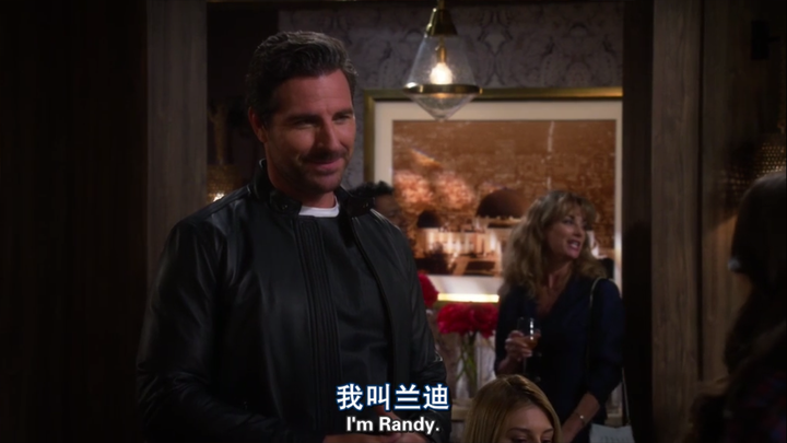 于是提出分手 s5 e13-e22 ed quinn as  randy max和caroline在la认识