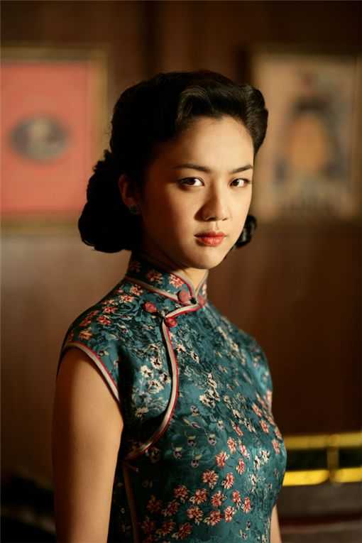 汤唯  