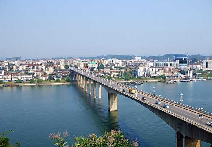 沅陵大桥.