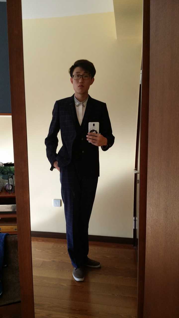 男人应如何自拍?