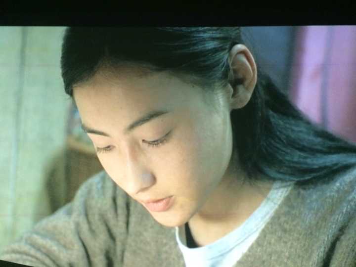 有哪些漂亮的女性剧照或电影截图?