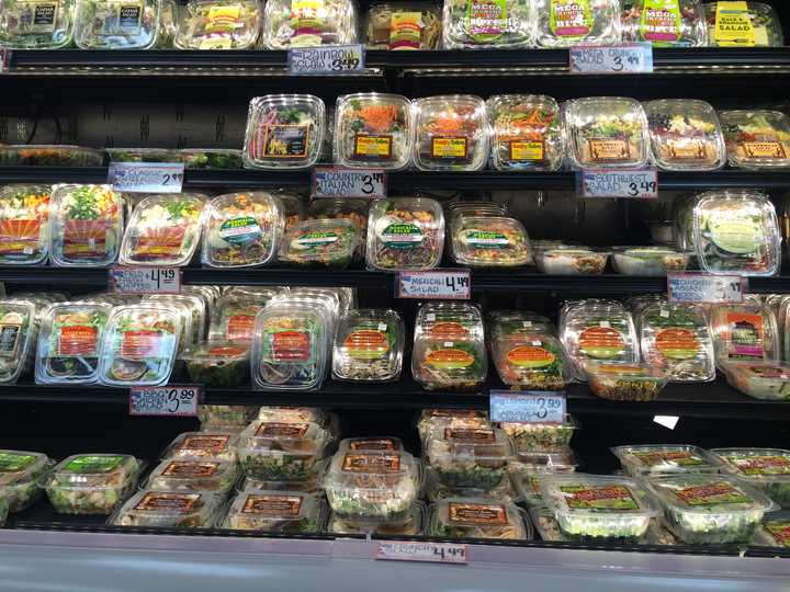 trader joe"s是我个人最推荐的超市.