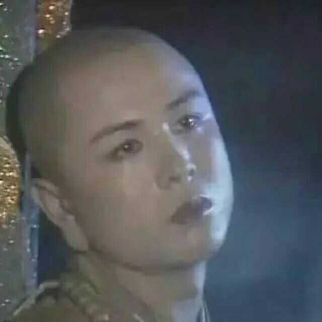 御弟哥哥 这头像让人觉得仿佛在和你对话