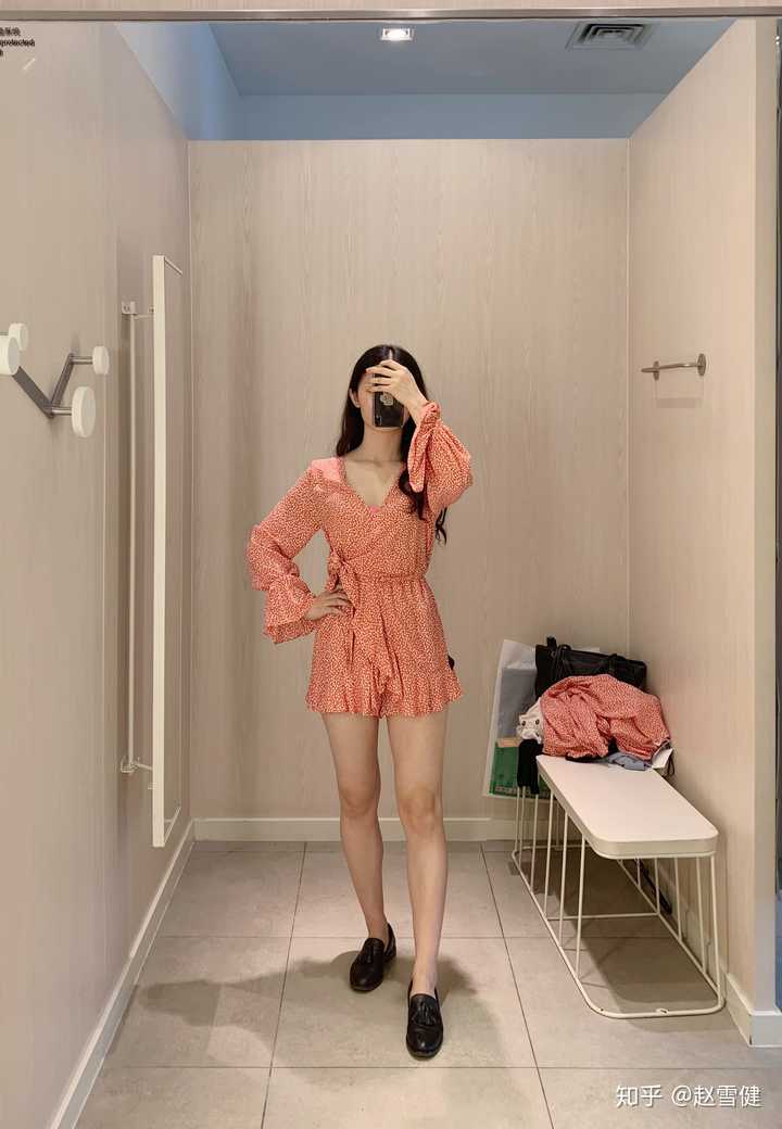 女生腿长是什么感觉?