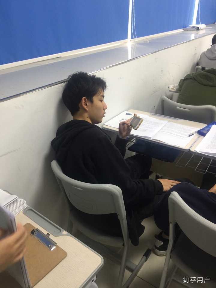 你见过最帅的高中男生长什么样?