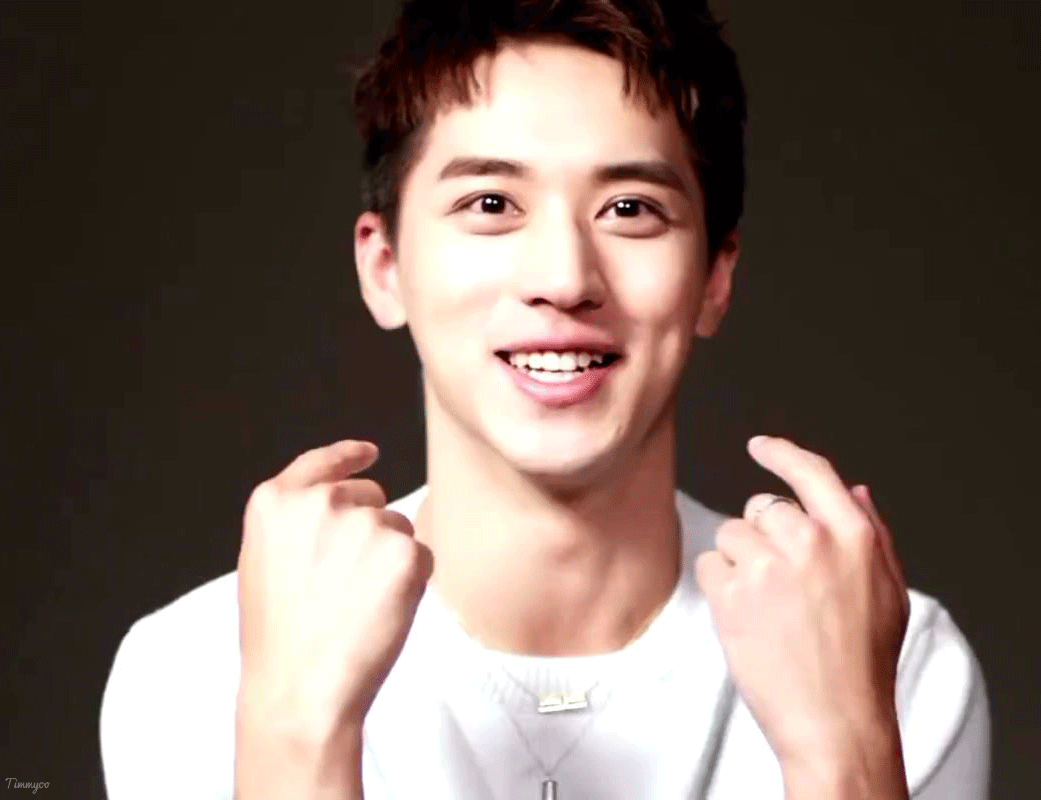 来了来了 有的是超话拿的,侵删