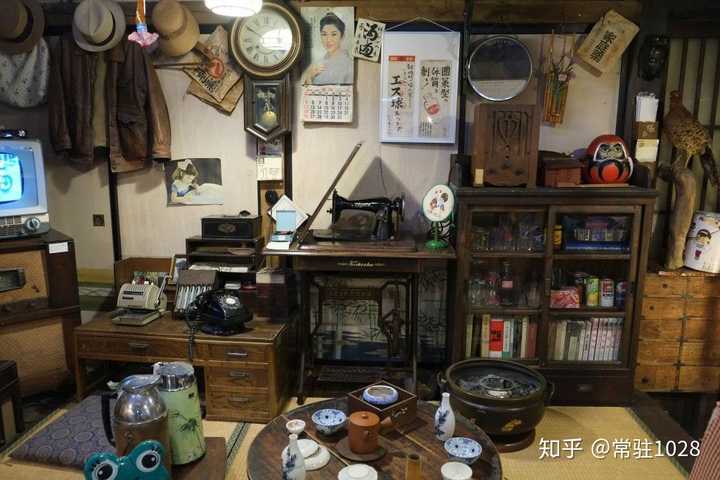 其实中国的70后,80后,小时候赶上了中日蜜月期,也是带有一些昭和记忆