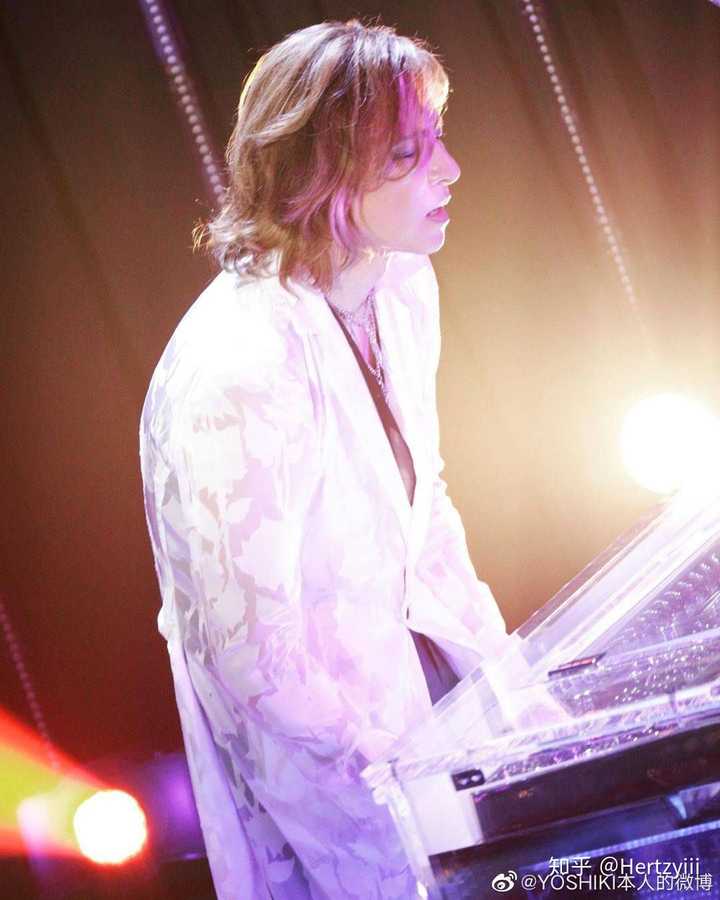 你们知道yoshiki吗?