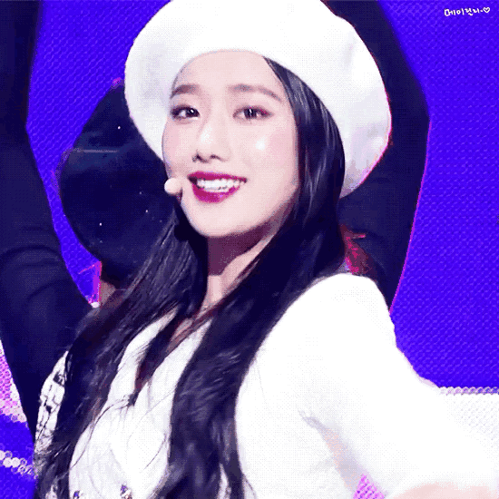 april是真的糊,dsp辣鸡无疑,好好的团搞成这样,心疼妹妹