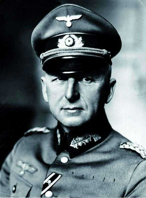 古德里安是纳粹将领中唯一一个有才但没有得到元帅军衔的人,他为德国