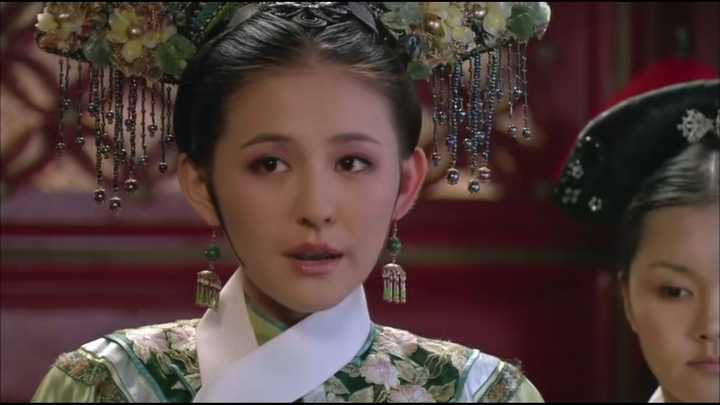 《甄嬛传》中有哪件服装或头饰是最戳你的?
