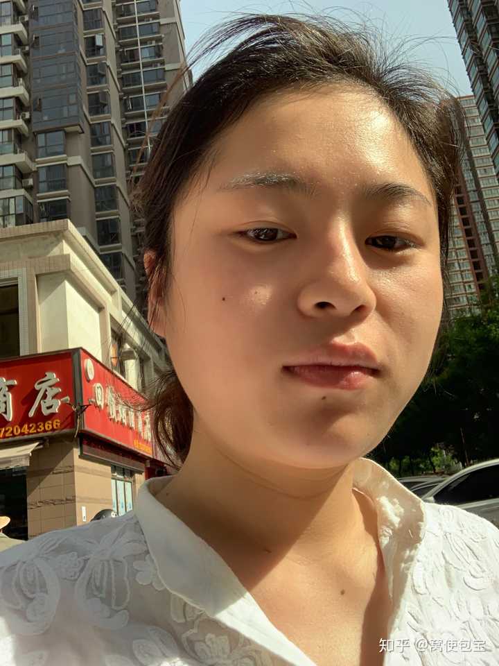 什么样的女生妆前妆后差别会很大?