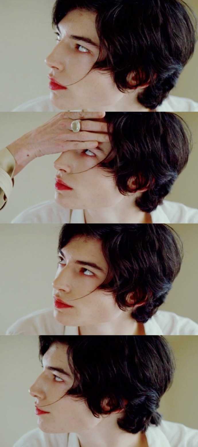 如何评价ezra miller(埃兹拉米勒)?