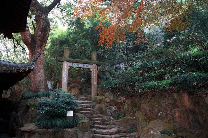 宝山路和宝石山