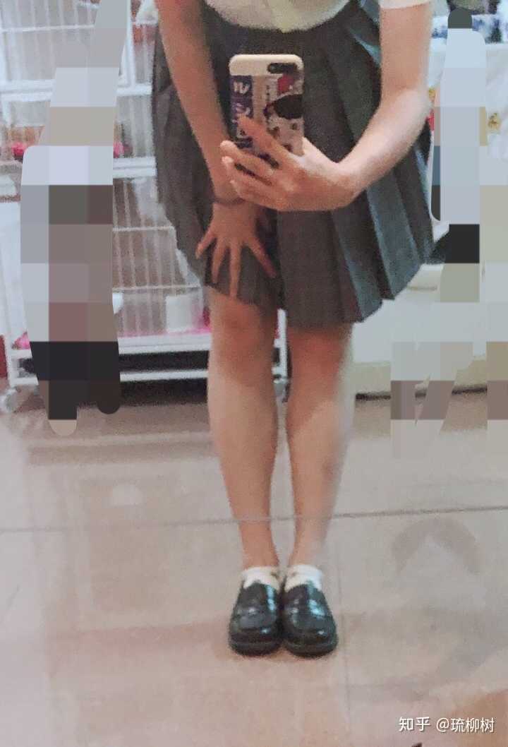 腿粗的女生可以穿jk制服嘛?