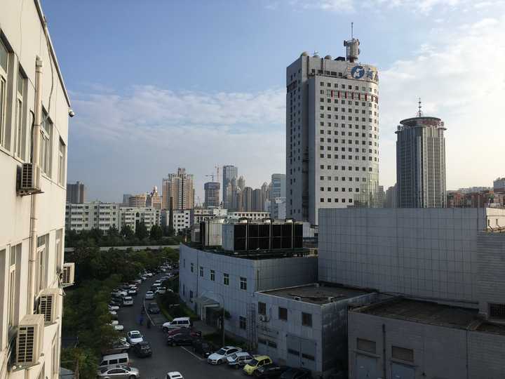2016年7月,那段时间给河南卫视都市频道做了一点点节目包装的素材,这