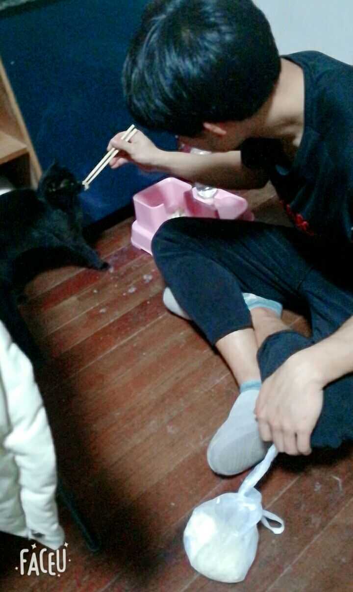 有个"白天小奶狗晚上小狼狗"男朋友是怎样的体验?
