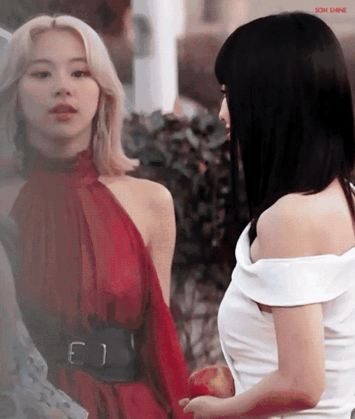 孙彩瑛有什么不常见又特别好看的图/gif吗?