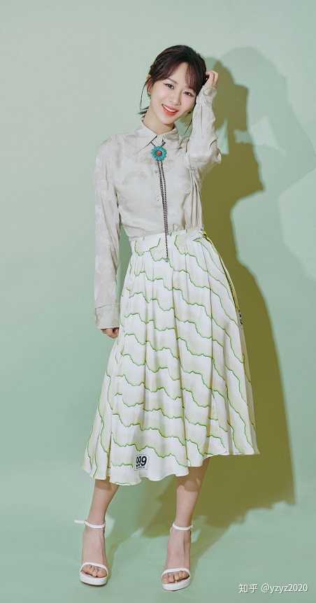 你手机里存的杨紫最好看的一张图片是哪张?