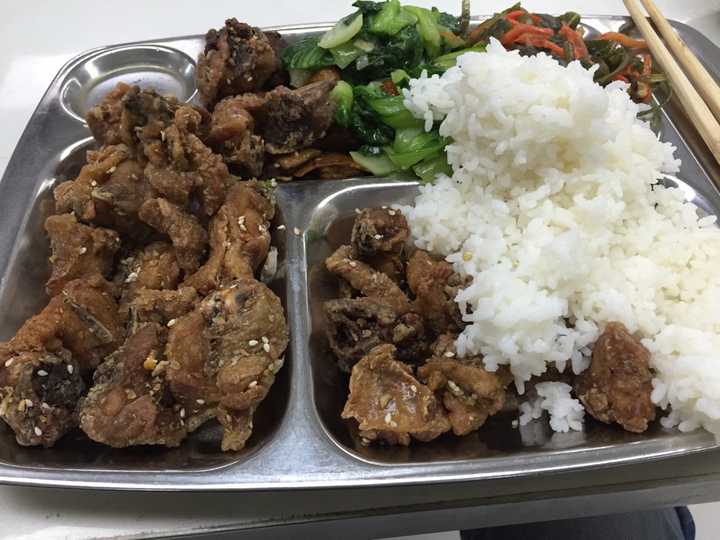 中国的国企和政府食堂哪个级别才会如传闻中一样高档?