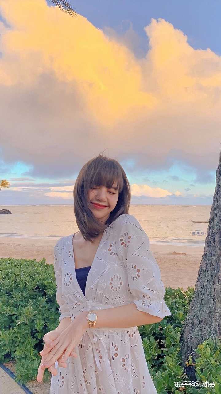 有没有lisa的适合当头像的照片