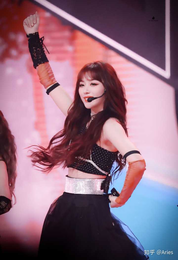 如何评价the9各成员在成团首秀里的表演