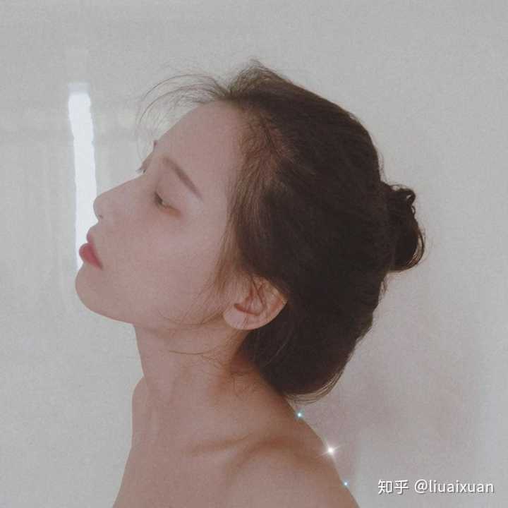 有哪些好看的侧脸?