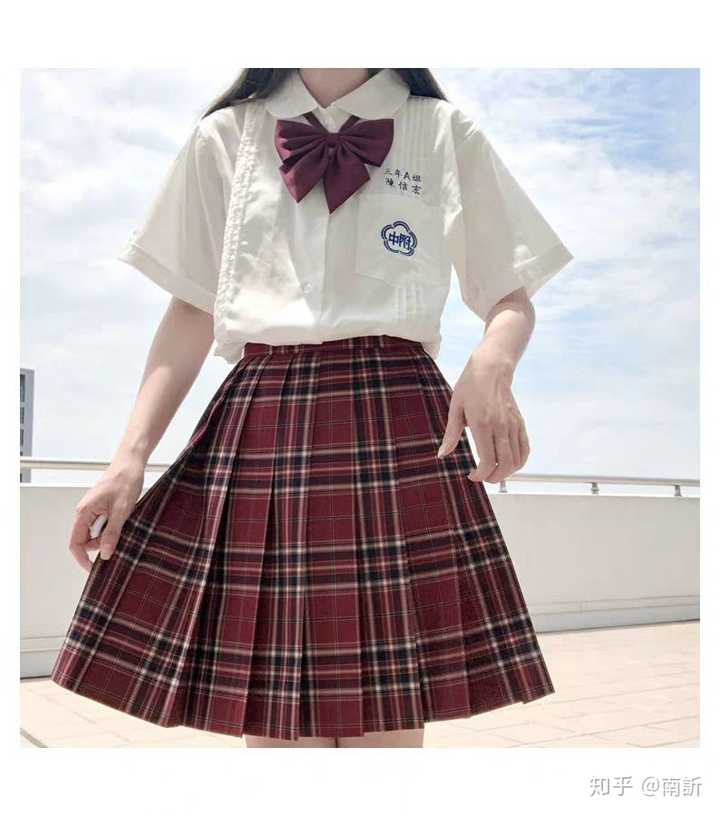 可以安利一下你喜欢的裙子/汉服/旗袍/jk制服/拼图/书