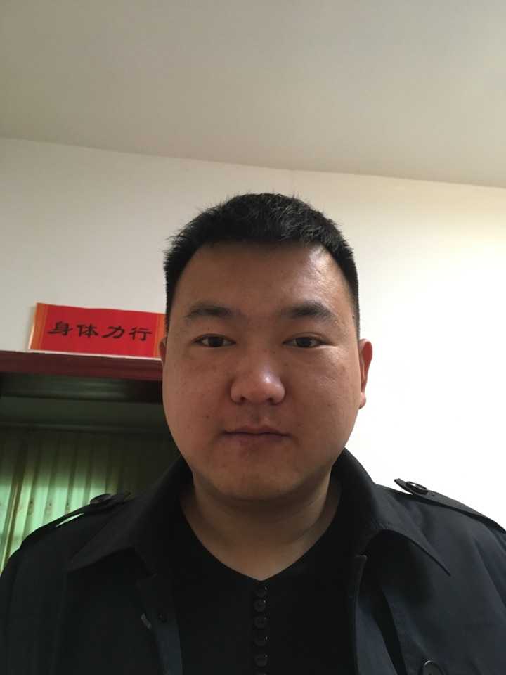 有一个很丑的男朋友是什么感觉?你当初为何选择他?