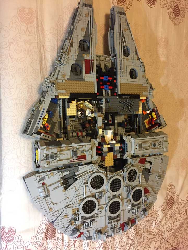 对于即将上市的lego ucs 千年隼(75192)有什么看法?