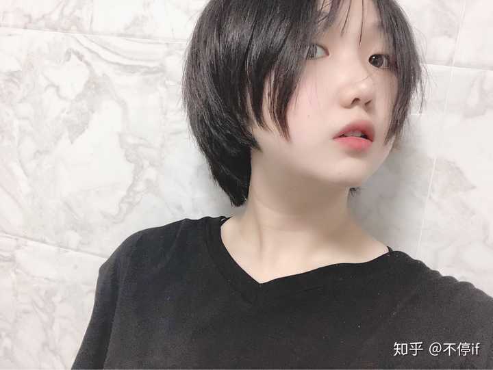 女生能剪哪些很有少年感的酷酷的短发