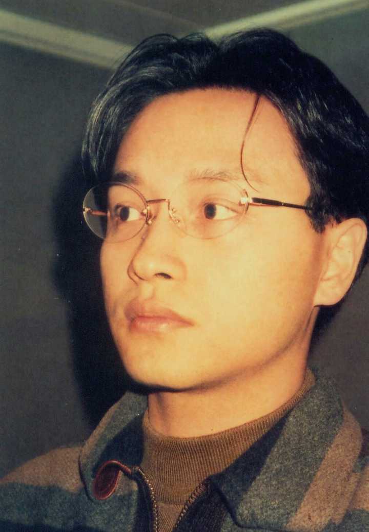 张国荣有哪张照片或哪件事让你觉得很意外?