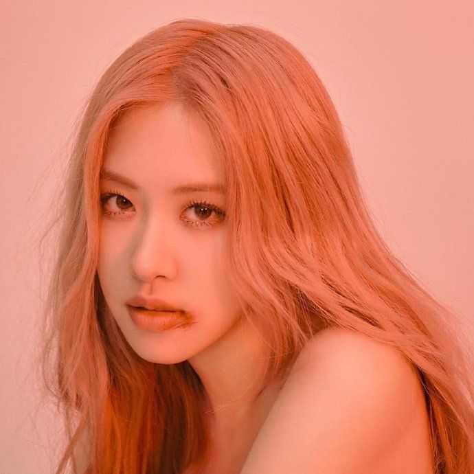 有没有jennie和rosé的闺蜜头像?