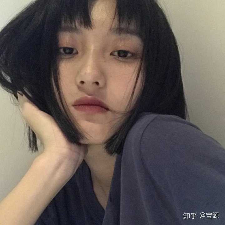 有什么看起来很不好惹 很高冷的女生头像?