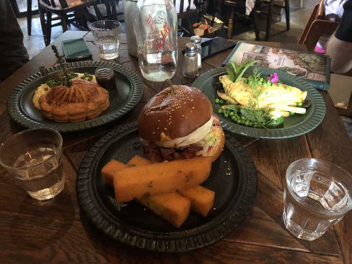 the grounds of alexandra brunch,网红农场餐厅,早午餐很有名,环境