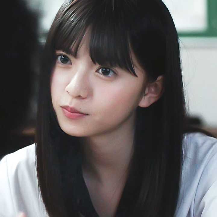 斋藤飞鸟和桥本环奈哪个更好看?