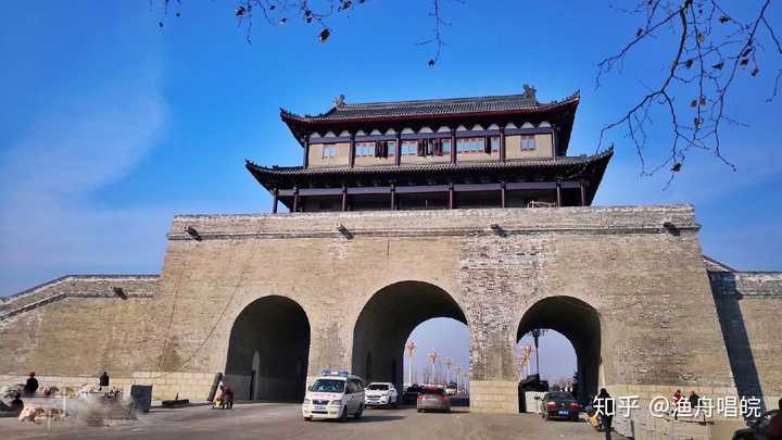 2 一路巡来,不知不觉中,方士已至淮右濠州钟离地界(今凤阳.