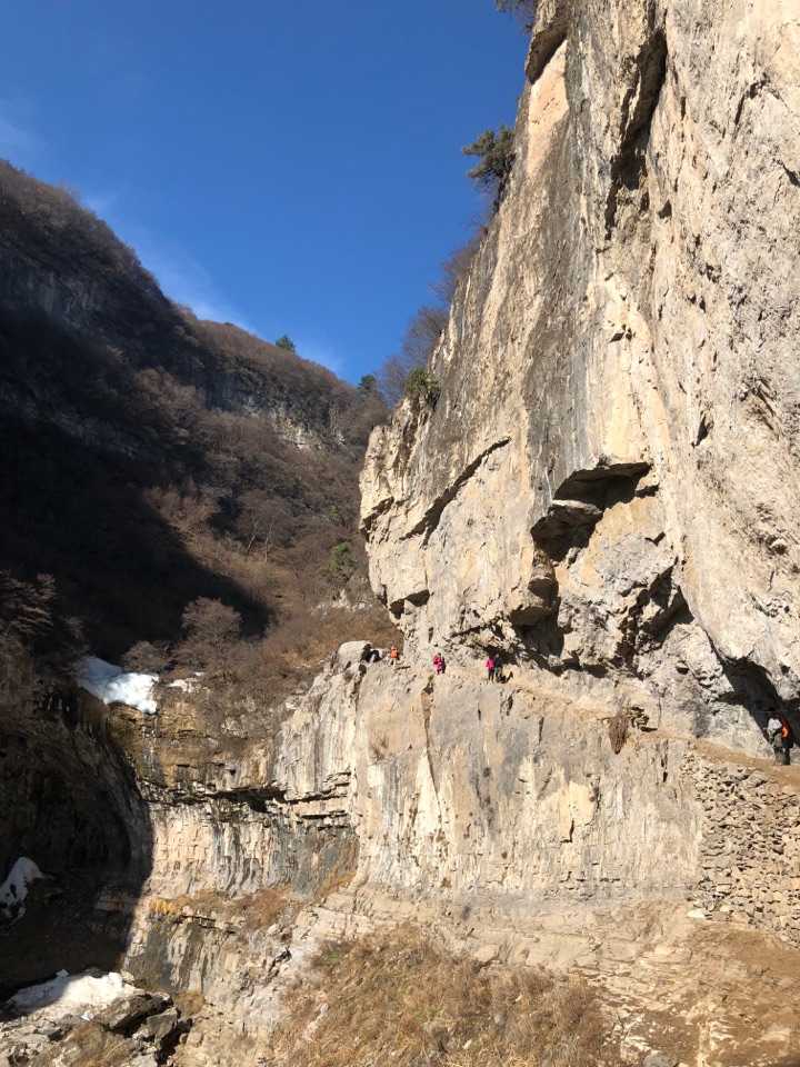 两天总共形成35km多,山西陵川县的双底村出发,经红豆杉大峡谷到马武寨