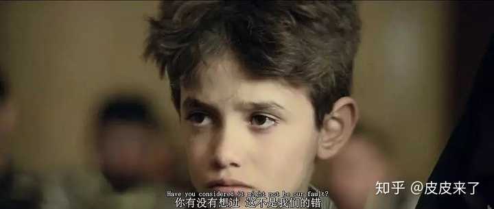 赞恩的父母几乎一无是处,他们把责任推卸给社会的不公,宁愿让自己的