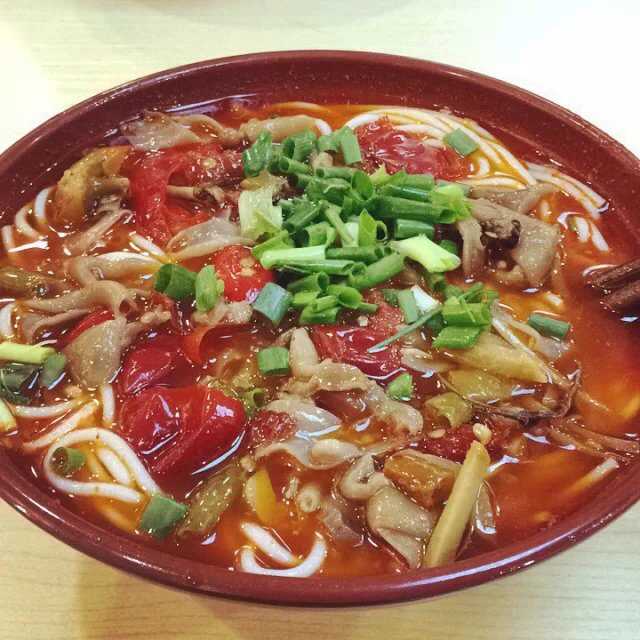 鸡杂米线