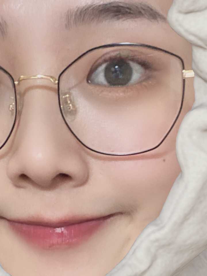 女生眉毛浓是一种什么样的体验?