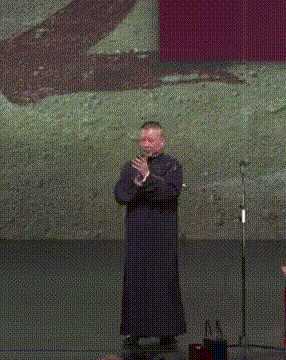 来自桃儿的鼓鼓掌