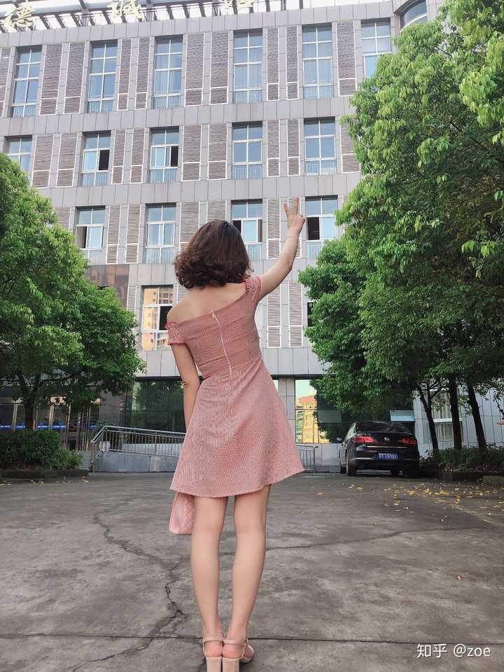 小个子女生夏天的裙子推荐穿搭