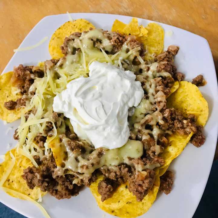 晚饭是很有名的墨西哥nachos.