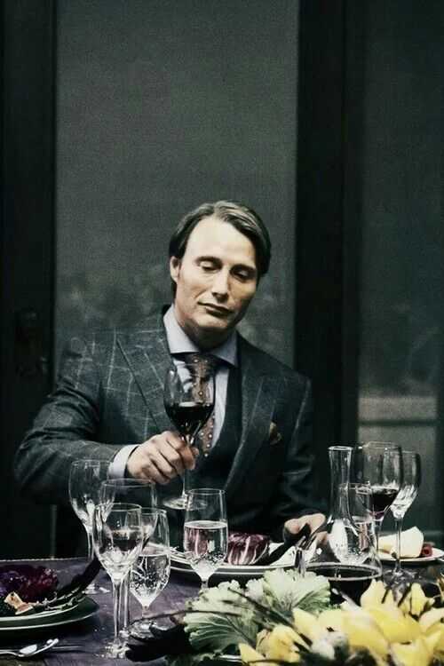 还有丹麦演员老汉先生mads mikkelsen,丹麦最性感的男人.